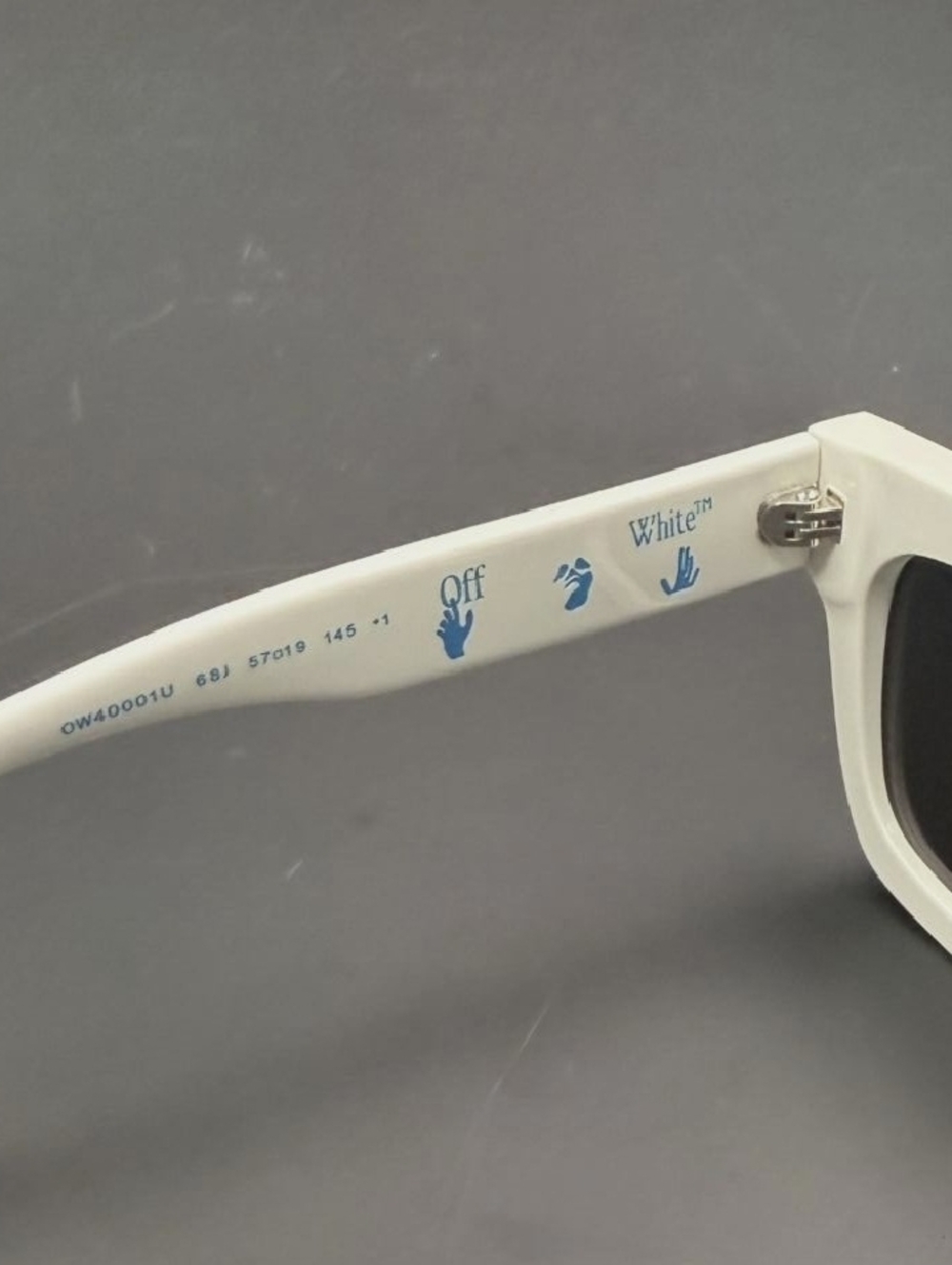 Off-White Rectangular White Frame Sunglasses with Black Lenses - Picture 5 of 6